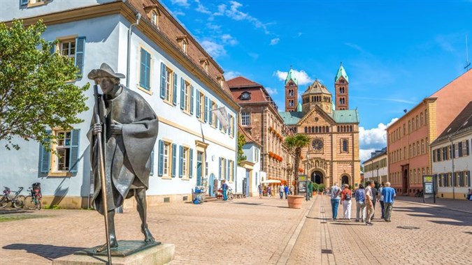 Christmas on the romantic Rhine, the enchantment of the Lorelei Rock