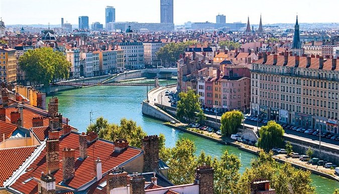 Christmas Figurine Cruise: Christmas Traditions in the Rhône Valley